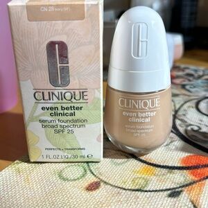 CLINIQUE EVEN BETTER CLINICAL SERUM FOUNDATION BROAD SPECTRUM spf 25